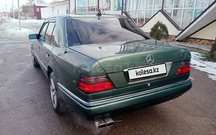 Mercedes-Benz E 280 1994 года за 3 100 000 тг. в Кордай