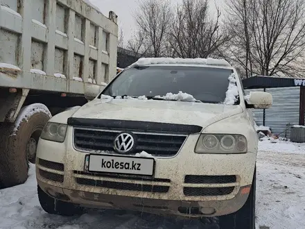 Volkswagen Touareg 2005 года за 4 500 000 тг. в Алматы