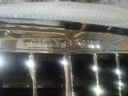 Решетка радиатора Maybach Майбах W221 за 100 000 тг. в Алматы – фото 2