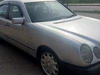 Mercedes-Benz E 280 1996 годаүшін2 500 000 тг. в Алматы