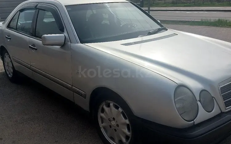 Mercedes-Benz E 280 1996 годаүшін2 500 000 тг. в Алматы