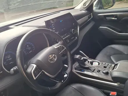 Toyota Highlander 2023 года за 30 000 000 тг. в Алматы – фото 3