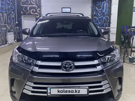 Toyota Highlander 2019 года за 17 000 000 тг. в Тараз – фото 3