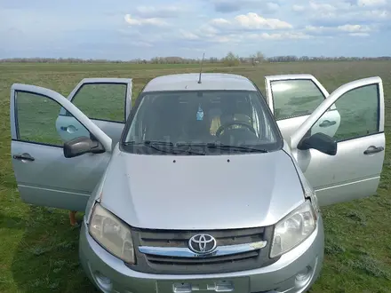 ВАЗ (Lada) Granta 2190 2013 года за 1 800 000 тг. в Уральск – фото 4