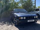BMW 520 1991 года за 2 680 000 тг. в Караганда