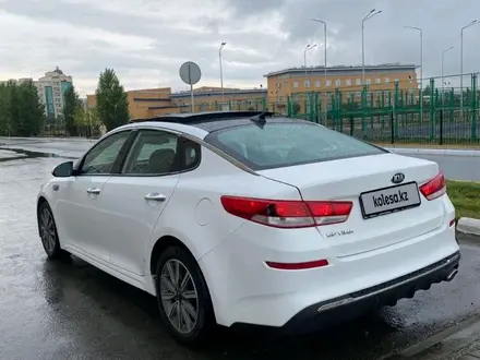 Kia Optima 2018 года за 9 700 000 тг. в Уральск – фото 3