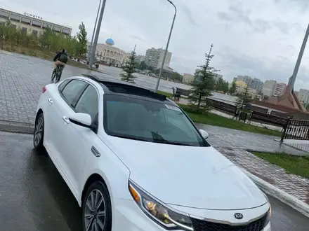 Kia Optima 2018 года за 9 700 000 тг. в Уральск