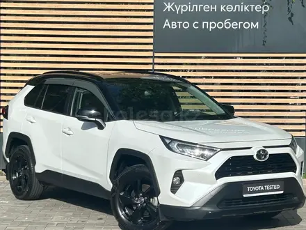 Toyota RAV4 2021 года за 13 990 000 тг. в Алматы – фото 3