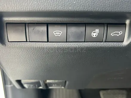 Toyota RAV4 2021 года за 13 990 000 тг. в Алматы – фото 23