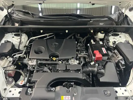 Toyota RAV4 2021 года за 13 990 000 тг. в Алматы – фото 25