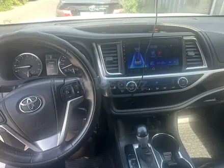 Toyota Highlander 2014 года за 15 000 000 тг. в Алматы – фото 16