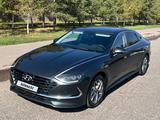 Hyundai Sonata 2023 года за 10 100 000 тг. в Астана – фото 3