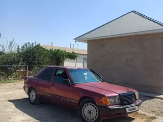 Mercedes-Benz 190