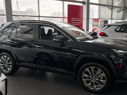 Toyota RAV4 Luxe+ 2025 года за 20 190 000 тг. в Усть-Каменогорск – фото 4