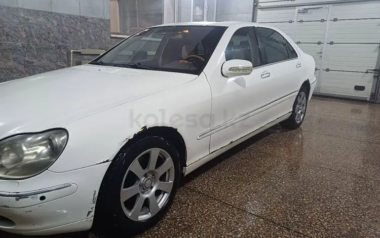 Mercedes-Benz S 320 2001 годаfor2 500 000 тг. в Караганда