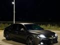 Toyota Camry 2019 года за 13 200 000 тг. в Актобе – фото 2