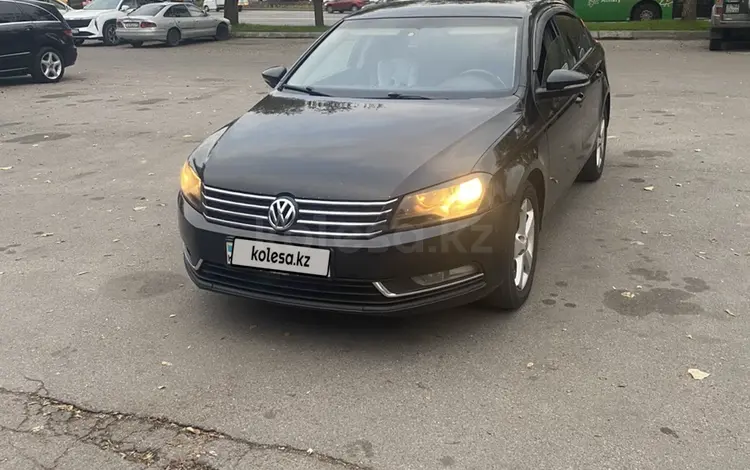 Volkswagen Passat 2014 годаүшін7 000 000 тг. в Алматы