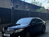 Toyota Camry 2010 года за 6 500 000 тг. в Тараз – фото 2
