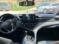 Toyota Camry 2021 года за 14 300 000 тг. в Шымкент – фото 8