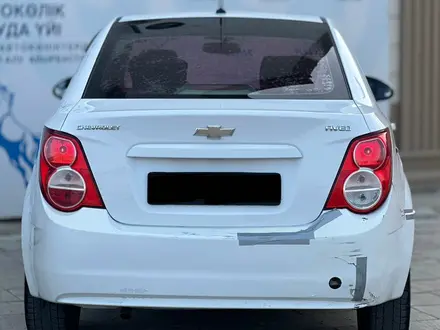 Chevrolet Aveo 2012 года за 3 500 000 тг. в Атырау – фото 4