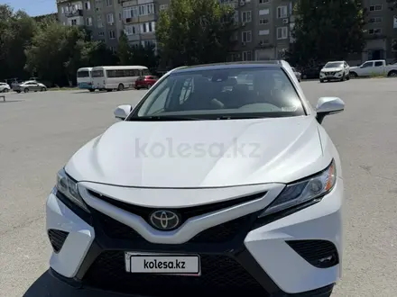 Toyota Camry 2019 года за 10 000 000 тг. в Атырау