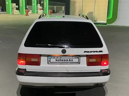 Volkswagen Passat 1994 года за 1 350 000 тг. в Шымкент – фото 2