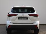 Toyota Highlander Prestige 2022 года за 25 390 000 тг. в Астана – фото 4