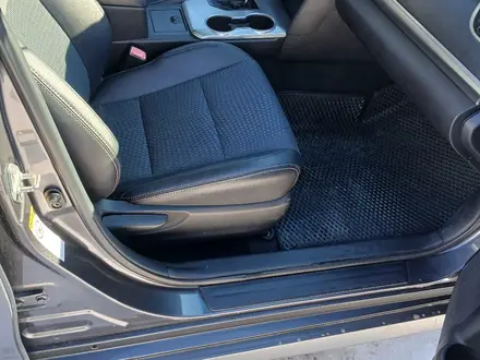 Toyota Camry 2014 года за 10 800 000 тг. в Уральск – фото 7