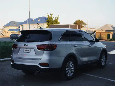 Kia Sorento 2019 года за 9 000 000 тг. в Уральск – фото 5