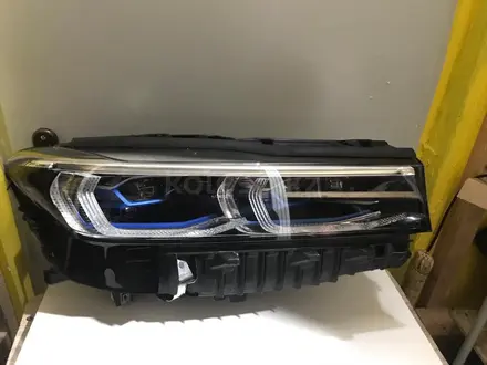 Фара правая bmw g12 лазерная рестайлинг за 400 000 тг. в Астана