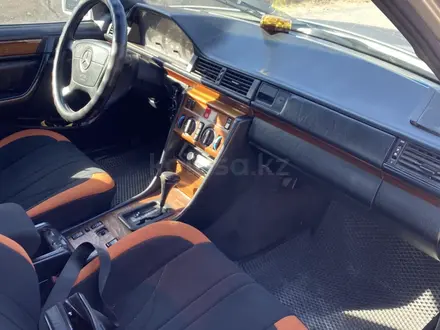 Mercedes-Benz E 280 1993 года за 2 000 000 тг. в Кызылорда – фото 11