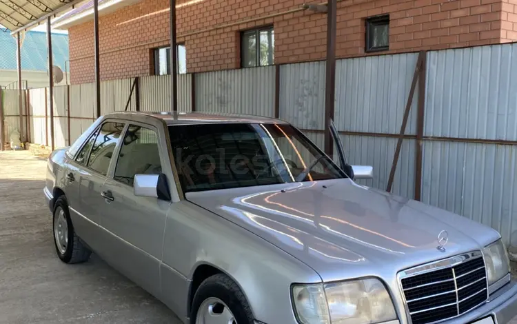 Mercedes-Benz E 280 1993 года за 2 000 000 тг. в Кызылорда
