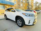 Toyota Highlander 2015 годаfor12 500 000 тг. в Актау – фото 2