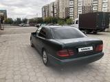 Mercedes-Benz E 200 1995 года за 1 600 000 тг. в Караганда – фото 3