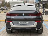 BMW X6 2022 года за 52 388 000 тг. в Астана – фото 3