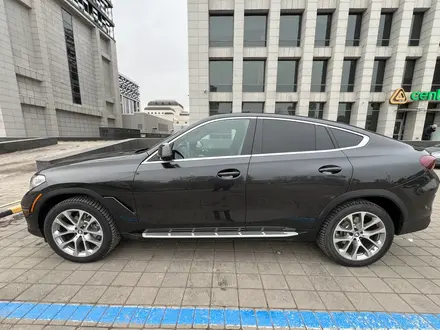 BMW X6 2022 года за 51 200 000 тг. в Астана – фото 20