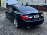 Hyundai Sonata 2011 годаfor3 800 000 тг. в Атырау – фото 5