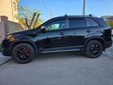 Kia Sorento 2011 года за 7 200 000 тг. в Атырау – фото 4