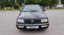 Volkswagen Vento 1994 года за 1 600 000 тг. в Тараз – фото 2