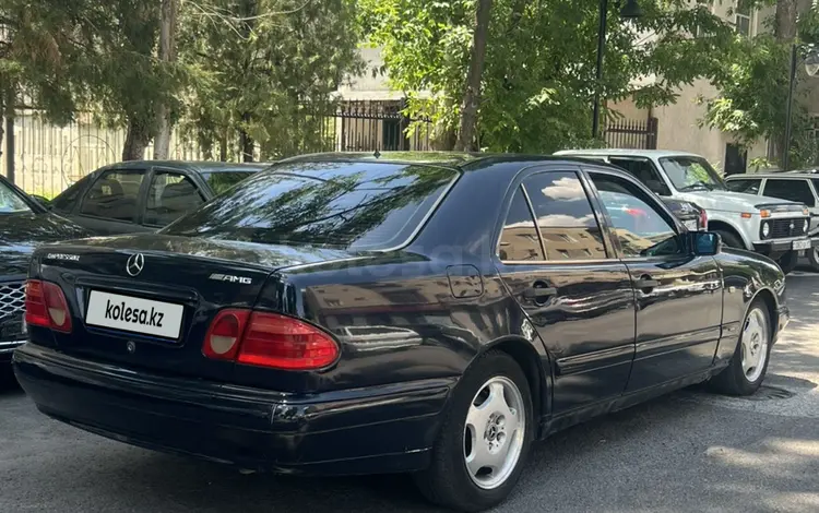 Mercedes-Benz E 230 1996 годаfor2 300 000 тг. в Сарыагаш