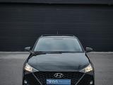 Hyundai Accent 2022 года за 7 900 000 тг. в Алматы – фото 2