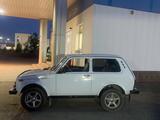 ВАЗ (Lada) Lada 2121 2013 года за 2 800 000 тг. в Жезказган – фото 2