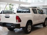 Toyota Hilux Comfort 2025 года за 25 390 000 тг. в Алматы – фото 5
