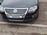 Volkswagen Passat 2008 года за 4 500 000 тг. в Тараз – фото 2