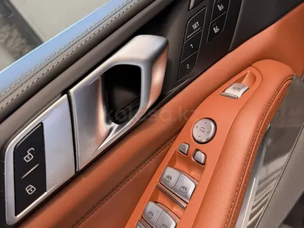 BMW X7 2023 года за 51 500 000 тг. в Алматы – фото 18