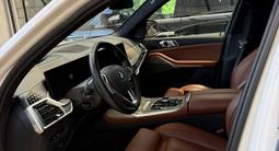 BMW X7 2023 года за 51 500 000 тг. в Алматы – фото 4
