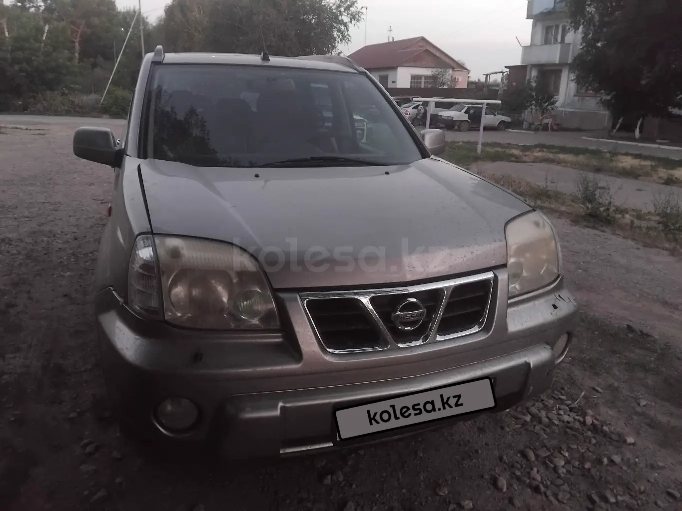 Nissan X-Trail, 2004