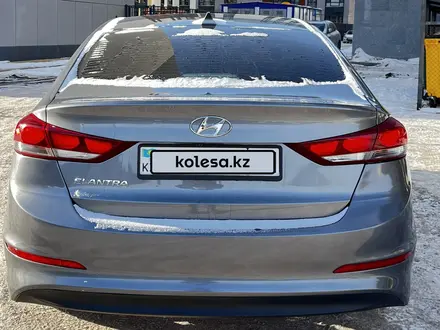 Hyundai Elantra 2018 года за 7 400 000 тг. в Астана – фото 3