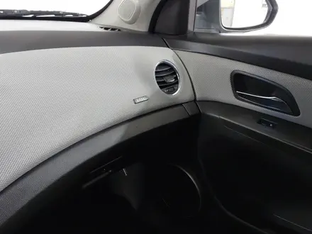Chevrolet Cruze 2012 года за 4 490 000 тг. в Шымкент – фото 23