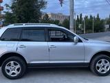 Volkswagen Touareg 2003 года за 5 000 000 тг. в Тараз – фото 4